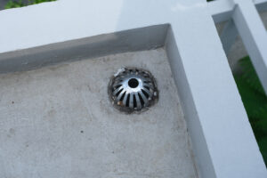 interior drainage system for industrial building